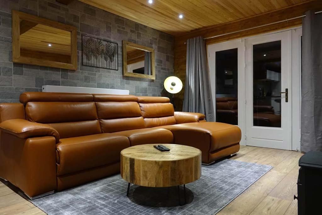 Hastiere-par-dela Le Chalet De Hermeton מראה חיצוני תמונה
