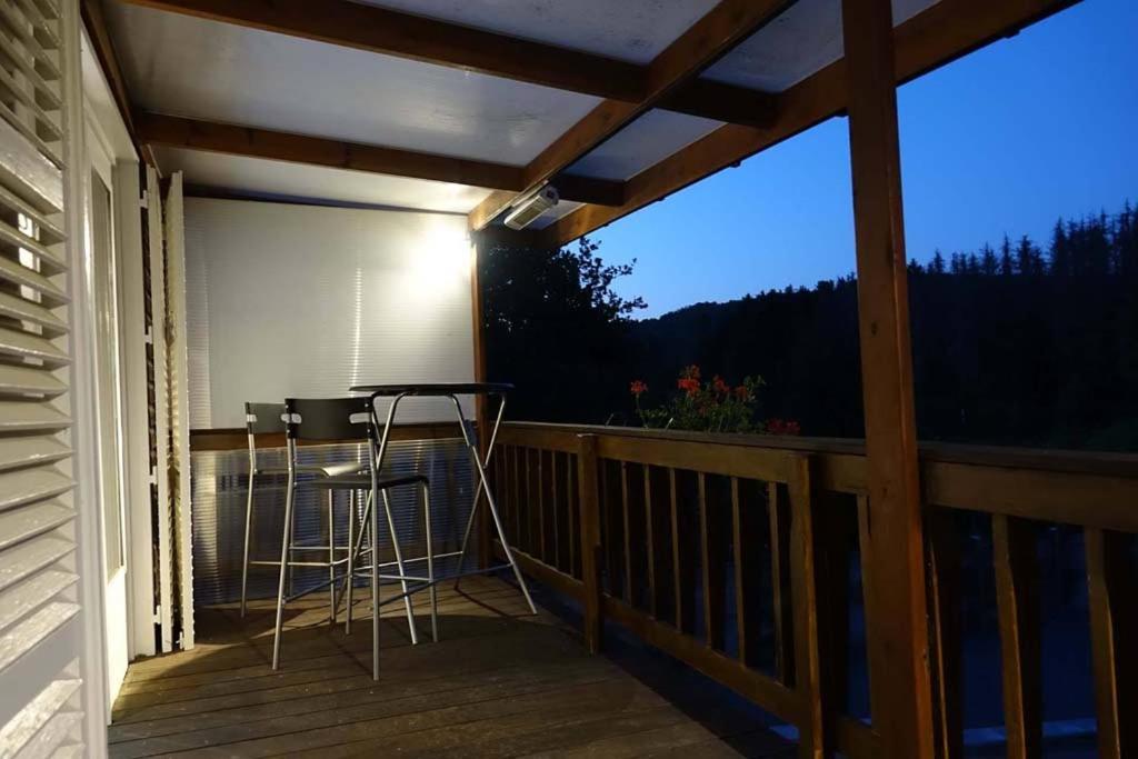 Hastiere-par-dela Le Chalet De Hermeton מראה חיצוני תמונה